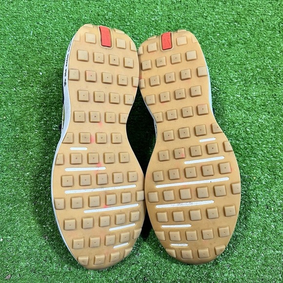 Youth Size 7 Nike Running Shoes Waffle Debut Yellow "go The Extra Smile" - Picture 9 of 12